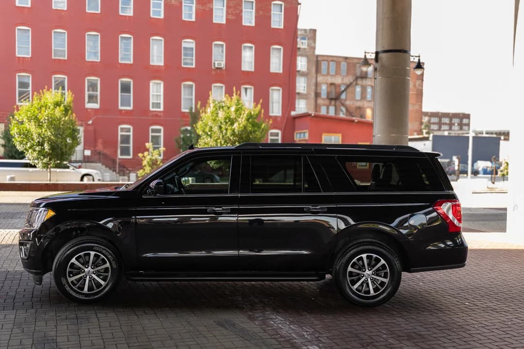 luxury suv