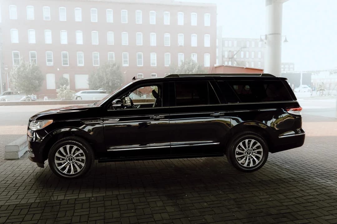 luxury suv