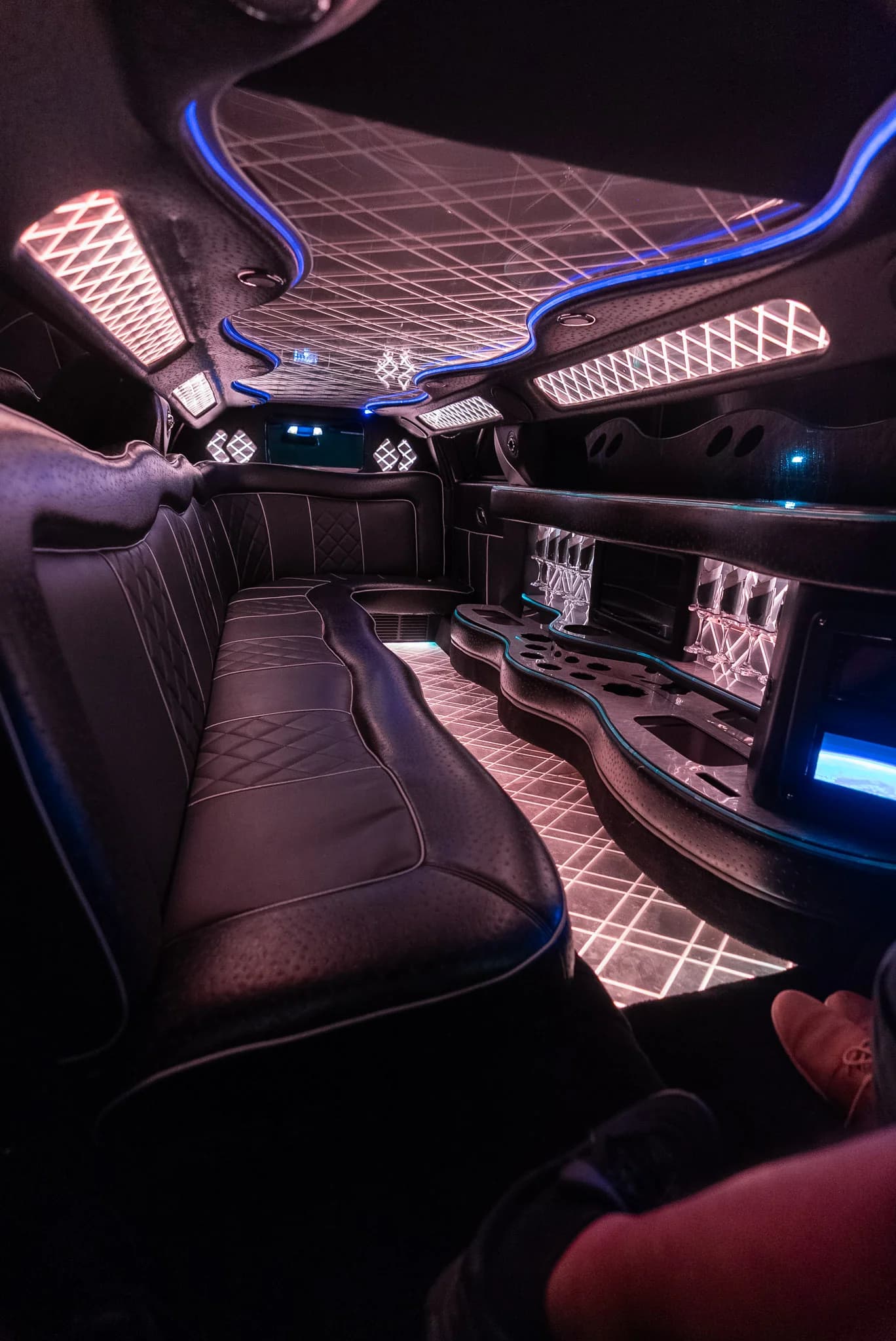 Fleet-Stretch Limo Pech